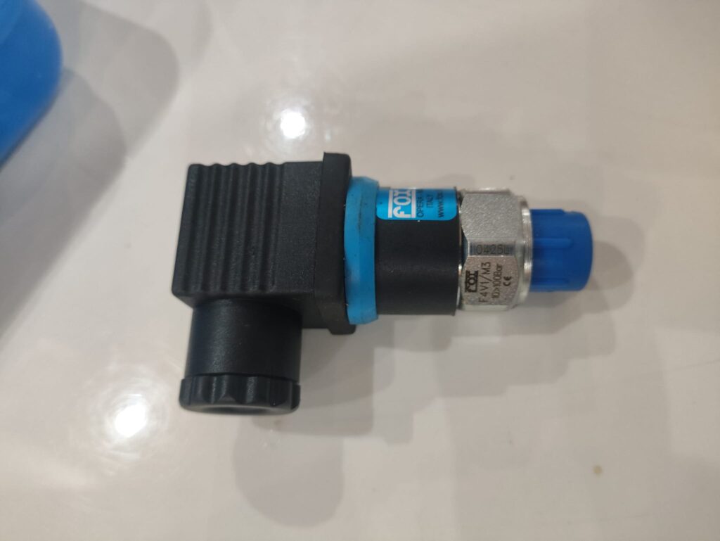 Pleiger actuator pressure sensor